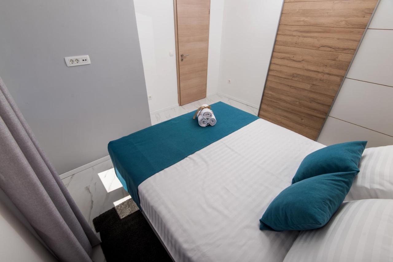Euroholiday apartments Turanj Exterior foto