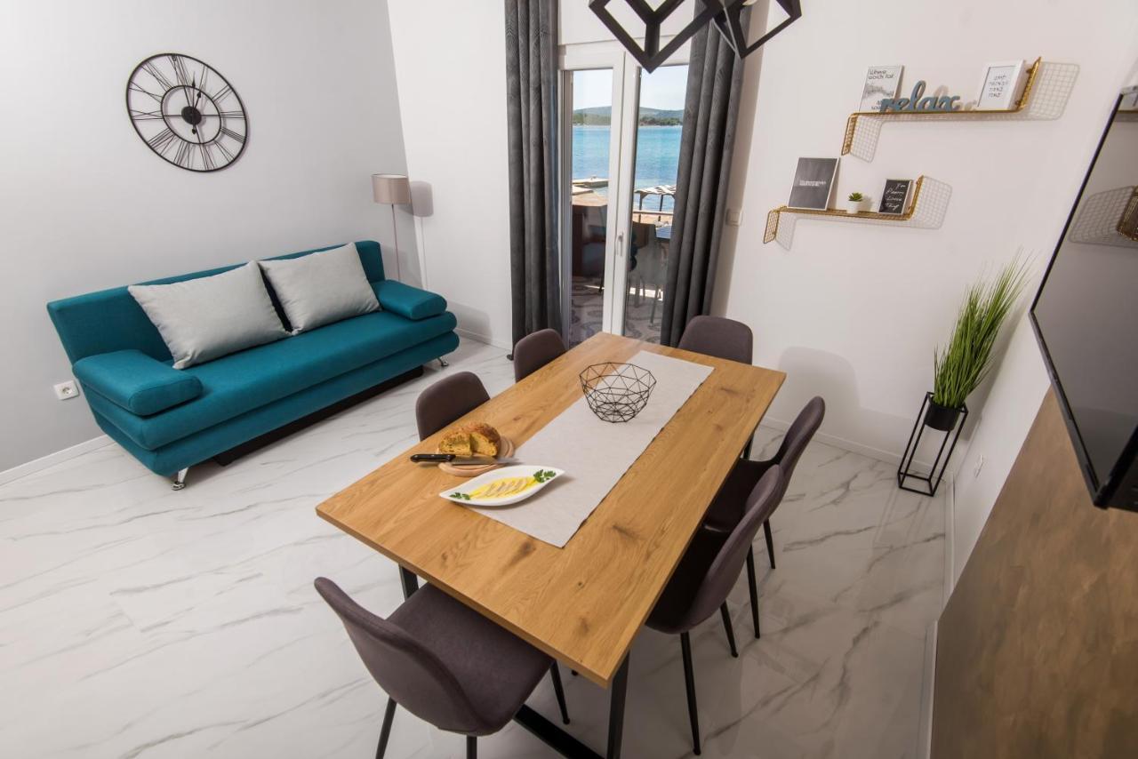Euroholiday apartments Turanj Exterior foto